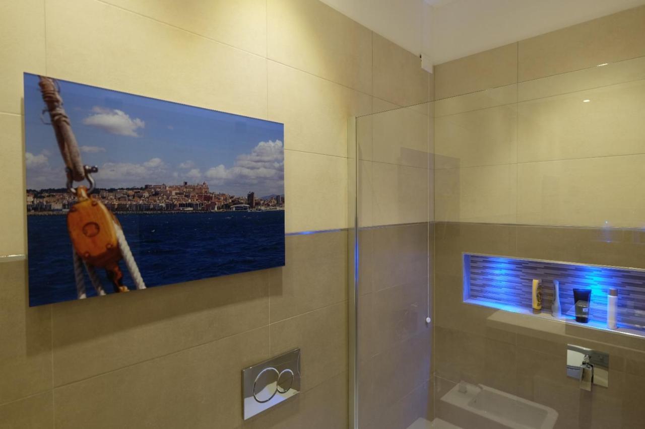 Spacious House In The Heart Of With Terrace *