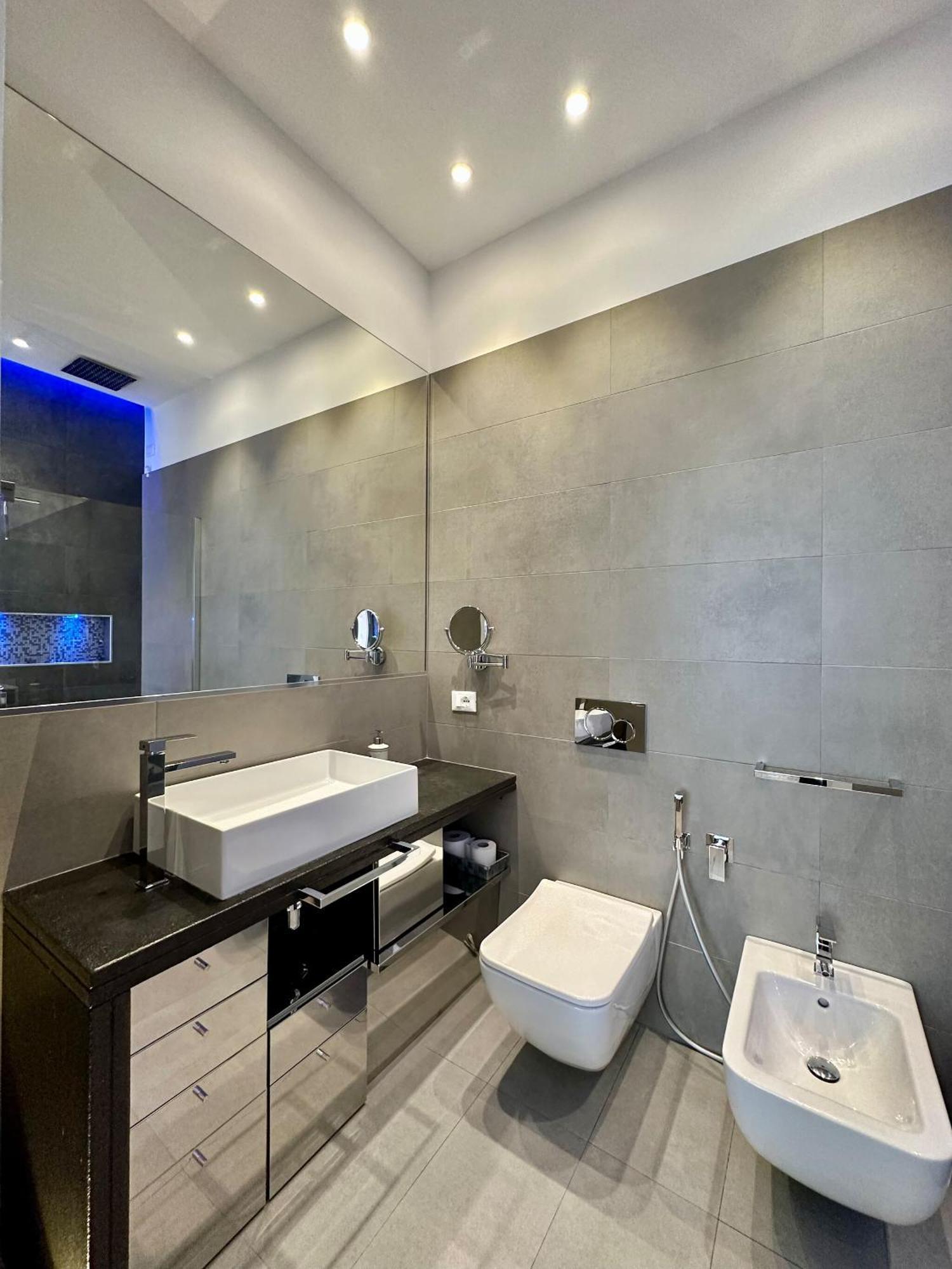 Spacious House In The Heart Of With Terrace * Cagliari